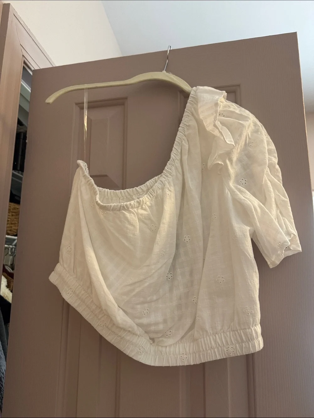 Universal Threads NWT White Eyelet Two-Piece Crop Top & Skirt Set
